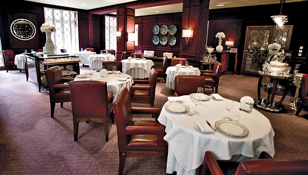A Feast Fit for Royalty: Dine in Splendor at our Bar Restaurant